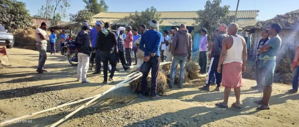 कठौना-पातो सडकखण्डमा चक्काजाम