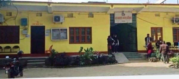 चिसो बढेपछि  कञ्चनरूपका विद्यालय पाँच दिन विदा