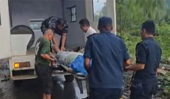 बराहक्षेत्रबाट फर्किने क्रममा ढुंगाले लागेर एक दर्शनार्थीको मृत्यु