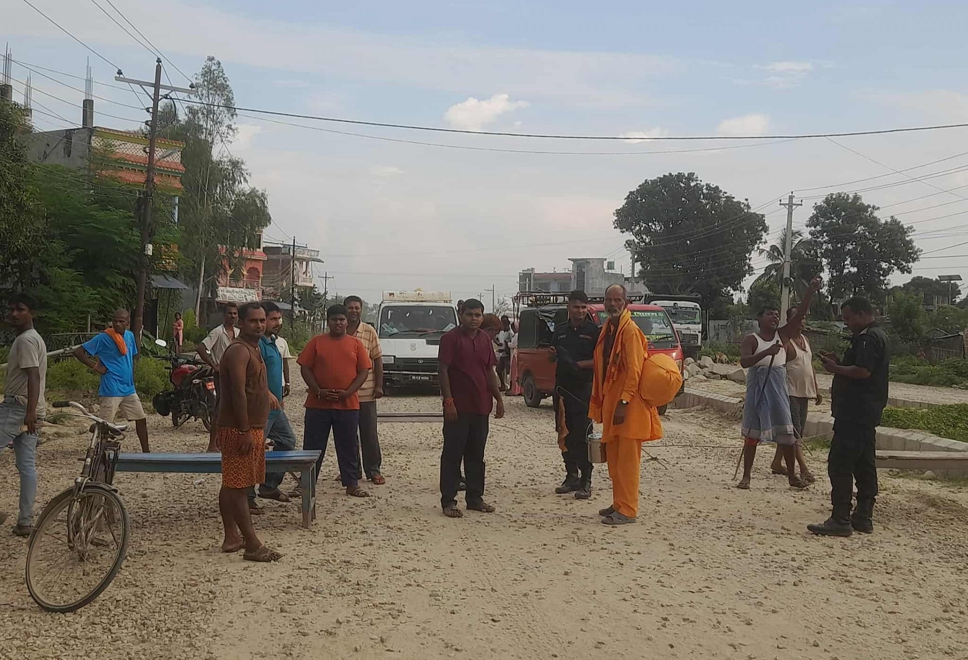 राजविराज -रुपनी सडकमा एक घण्टा चक्काजाम 