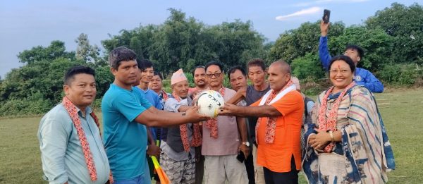 दोश्रो नाइन साइड पचशिल्ड फुटबल प्रतियोगिता सुरु, उद्घाटन खेलमा धरमपुर विजयी