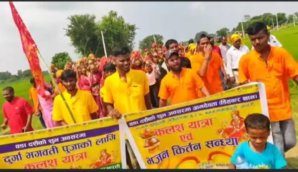 बडादशैं शुरु :  शक्तिपिठहरुमा भक्तजनको घुईचो 