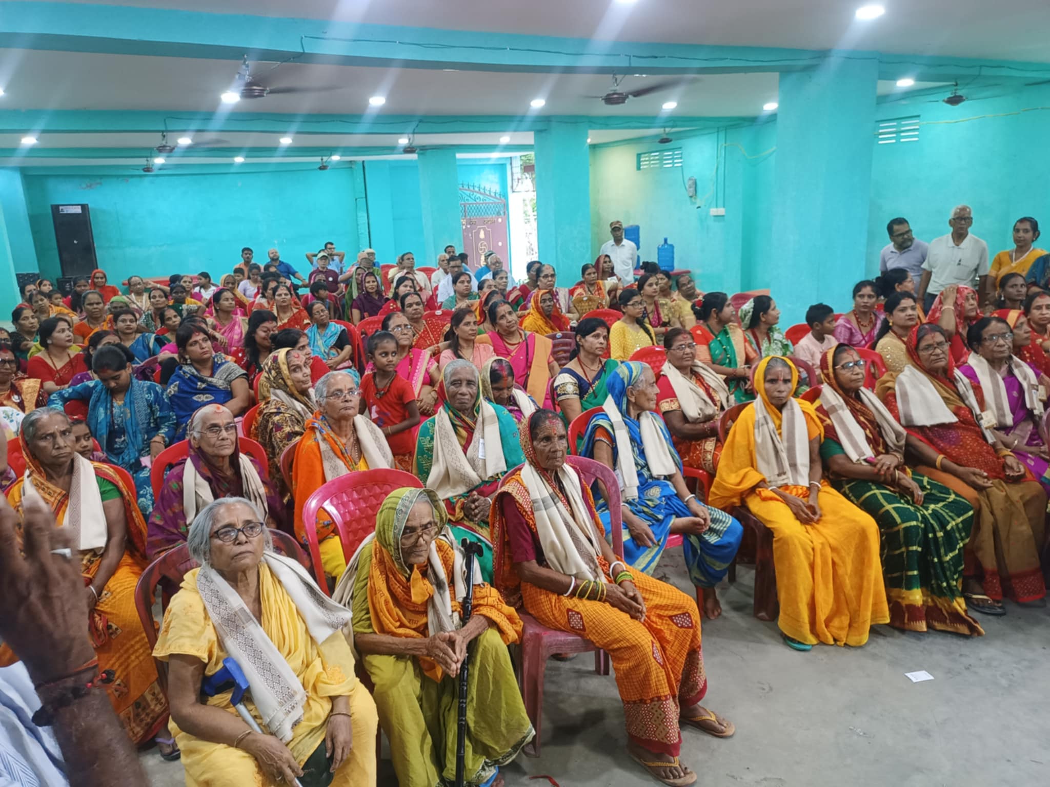 भवानी सेवा समितिद्वारा ज्येष्ठ नागरिक महिला सम्मानित 