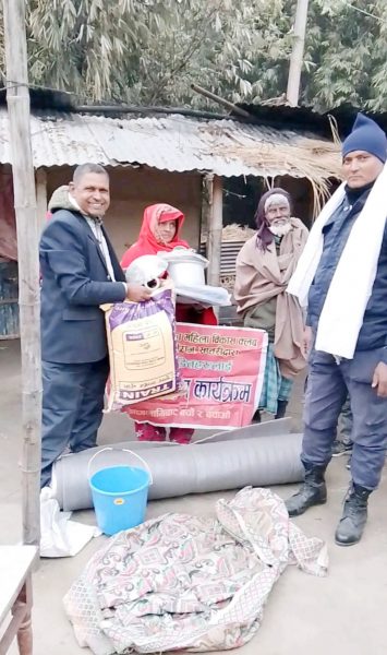 धर्मीहल्फाद्वारा अग्नीपीडित मियाँलाई सहयोग