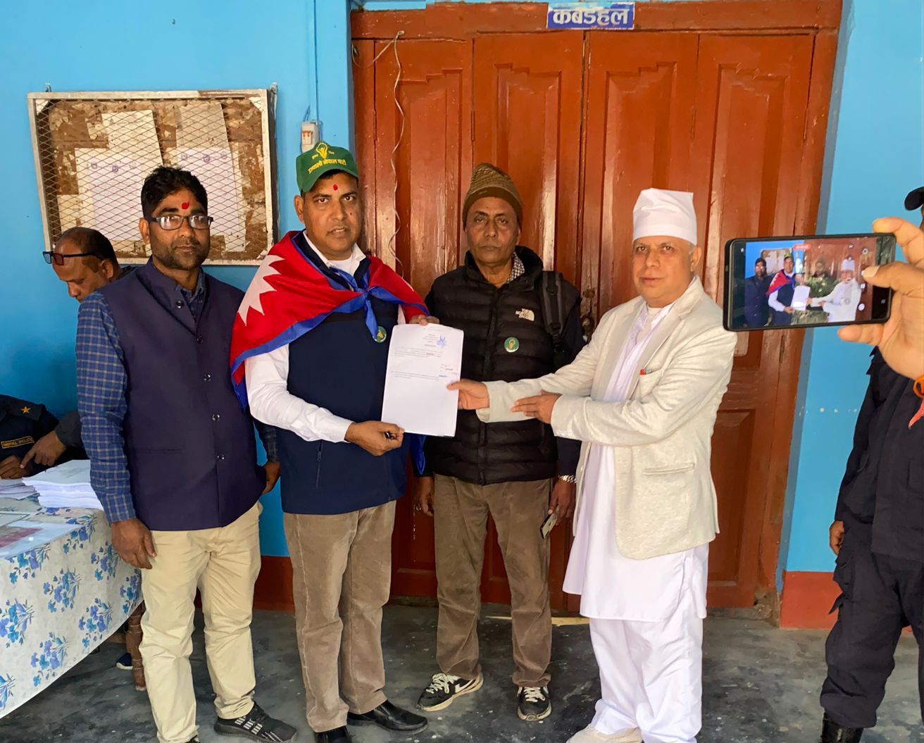 उज्यालो नेपालबाट डा. चौधरीसहित सप्तरीको ४ वटै क्षेत्रबाट उम्मेदवारी