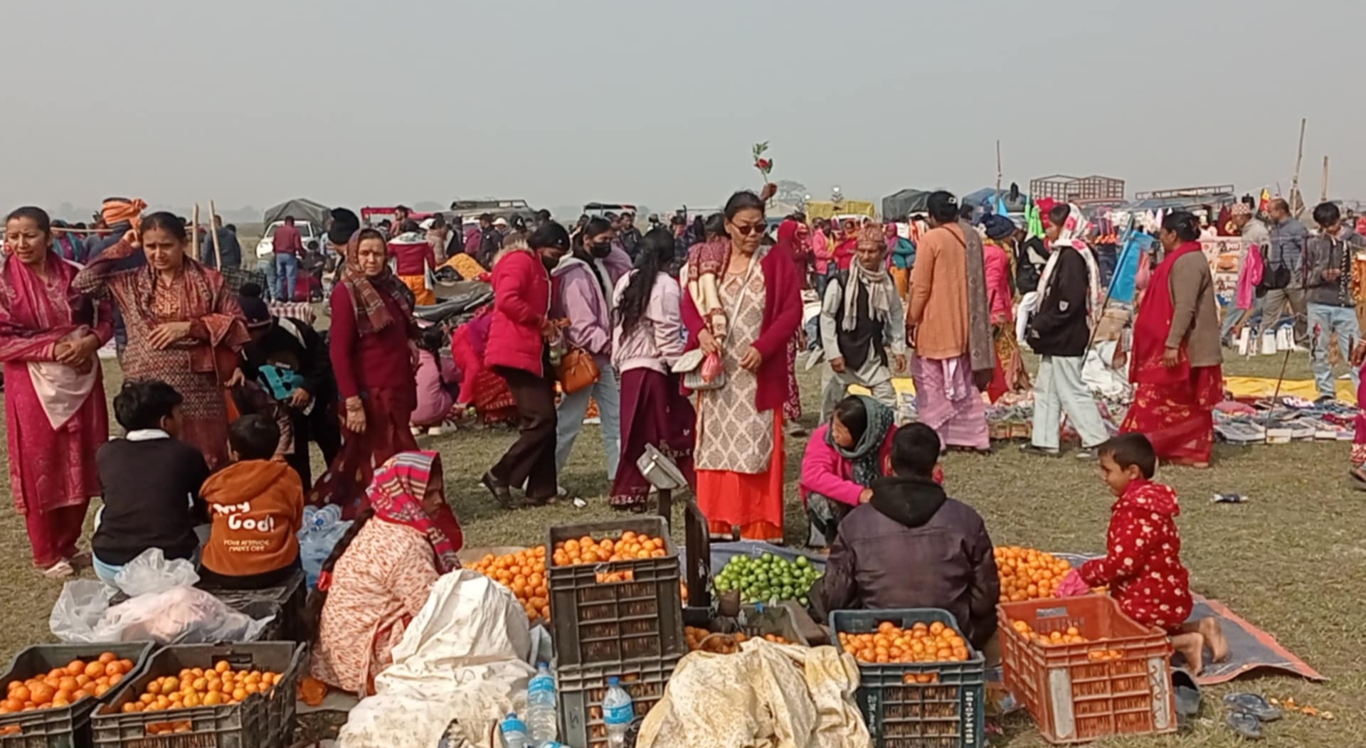 पुसी पुर्णिामाको अवसरमा कोशी स्नान तथा मेला भर्न आउनेहरुको घुइँचो