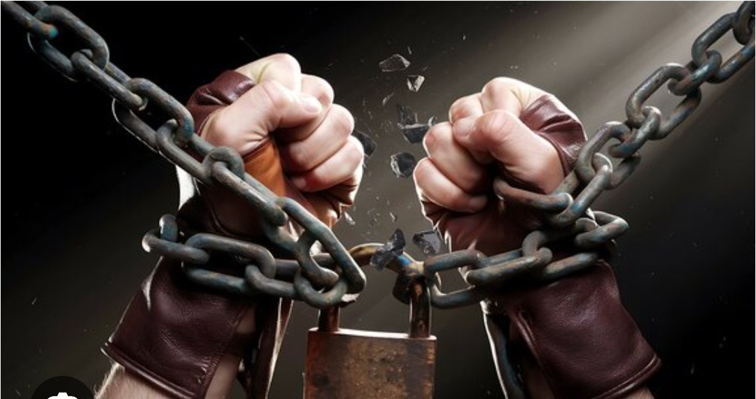 प्रहरीद्वारा विभिन्न मुद्दाका सातजना फरार प्रतिवादी पक्राउ