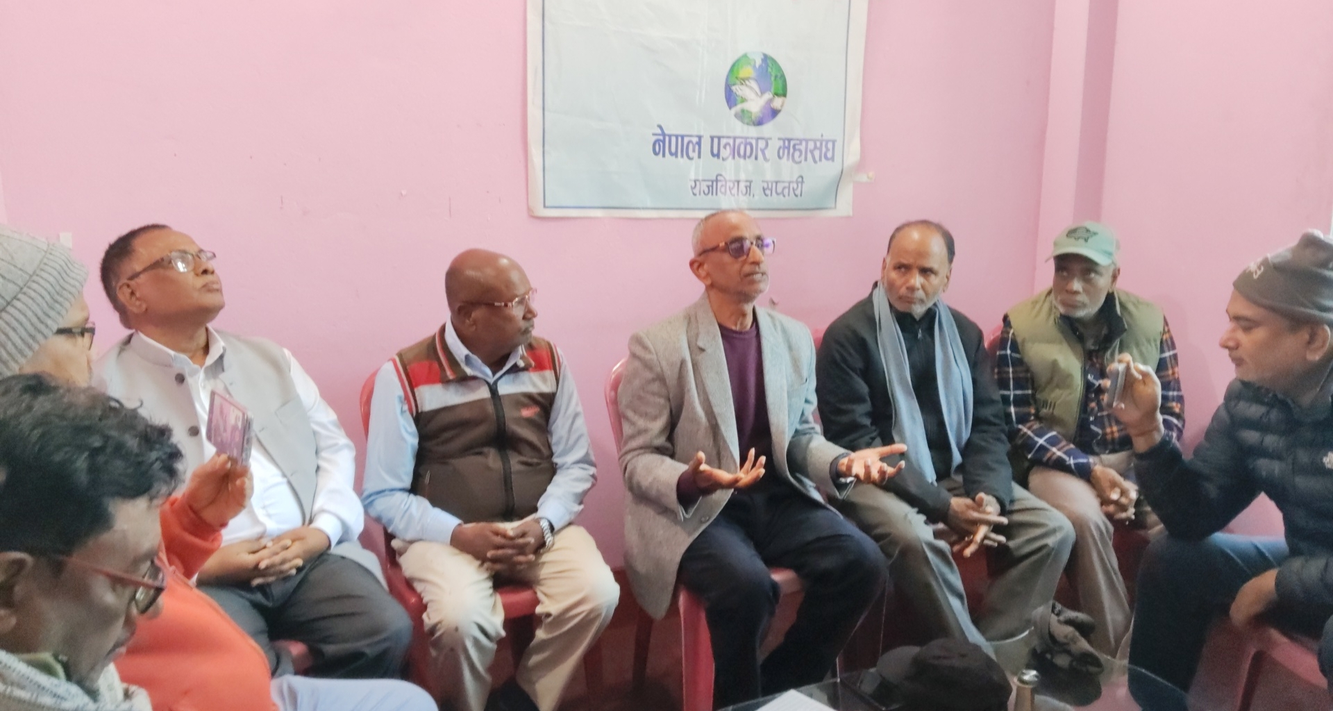 एमालेका प्रभावशाली नेता देवद्वारा पार्टी परित्याग :  छिटै अर्को दलमा आवद्ध हुने संकेत