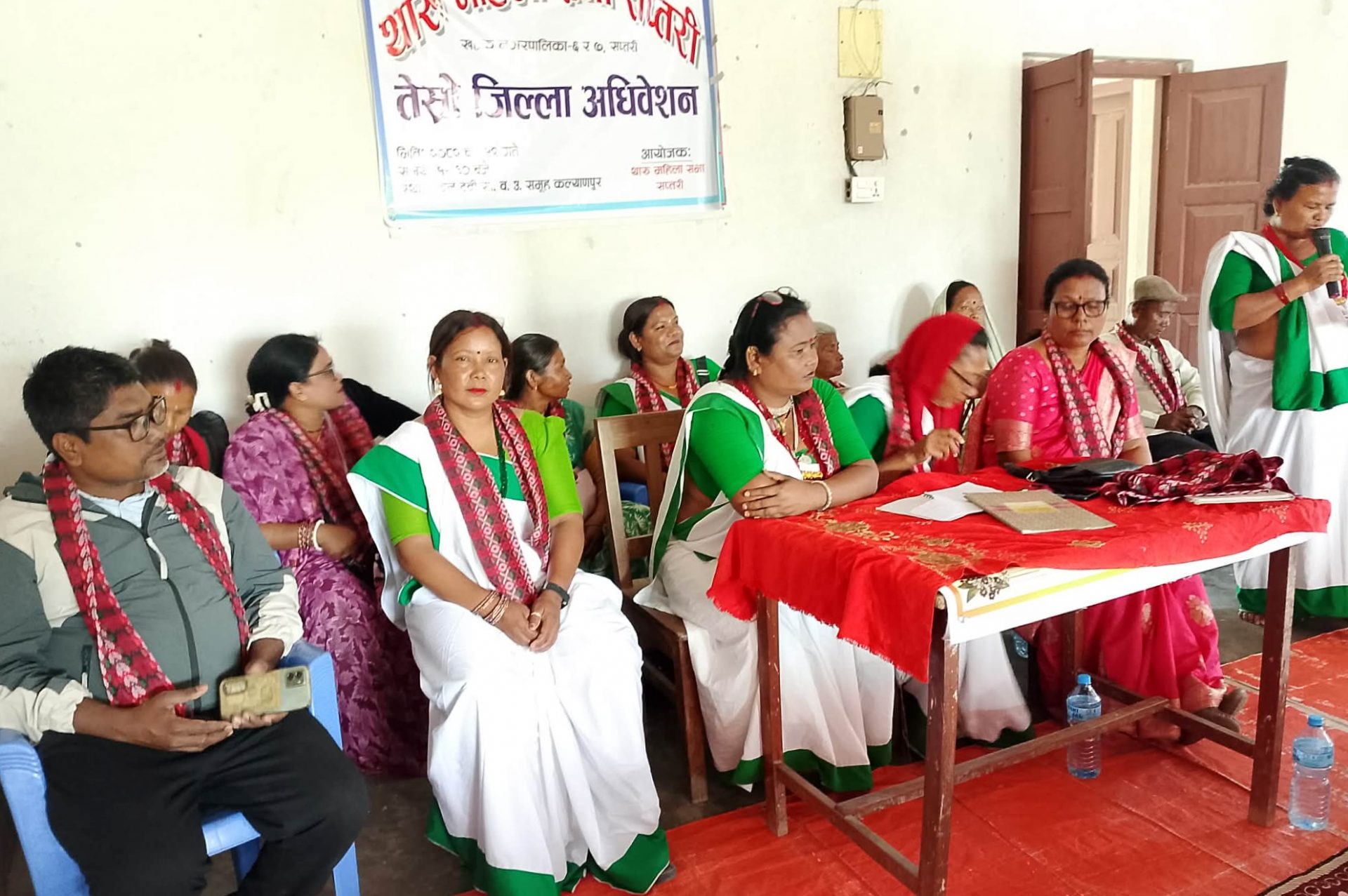 थारु महिलासभा सप्तरीको तेश्रो अधिबेशन सम्पन्न : अध्यक्षमा अनिता