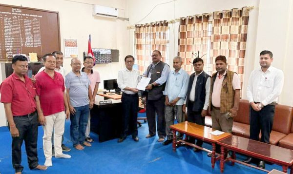 पेट्रोलियम पदार्थमा भएको मूल्यवृद्धि  नियन्त्रणको माग