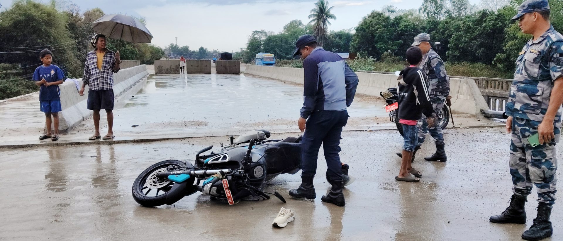 अग्नीसाईर कृष्णासवन २ बेहाई खोलामा बेवारिसे मोटरसाइकल देखेपछि….