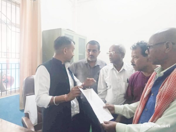 बुल डोजर चलाए कडा प्रतिरोध गर्ने सुकुम्बासीको चेतावनी