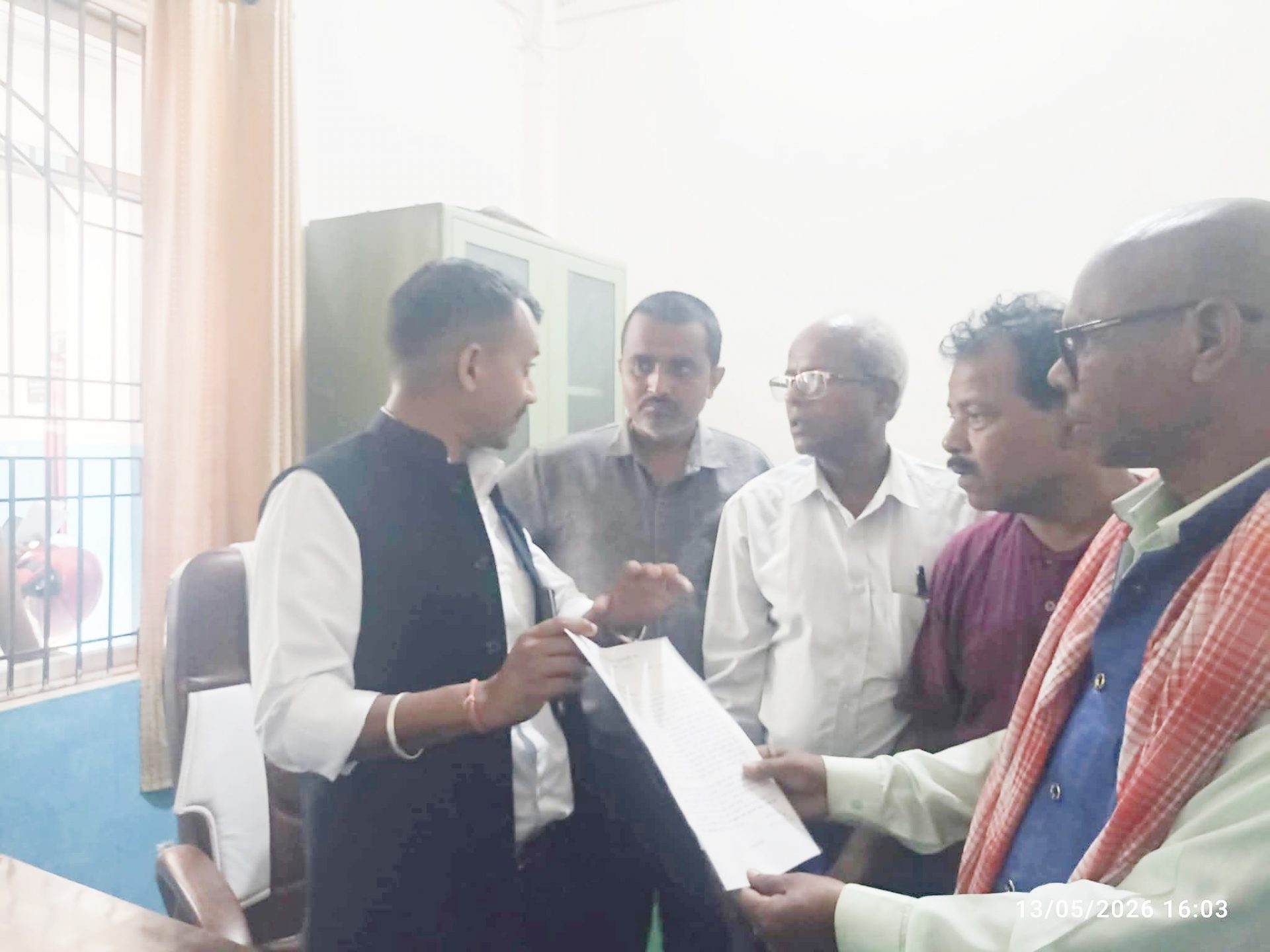 बुल डोजर चलाए कडा प्रतिरोध गर्ने सुकुम्बासीको चेतावनी
