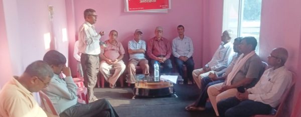 सञ्चार माध्यम कमजोर बन्दै गएकोमा चिन्ता व्यक्त