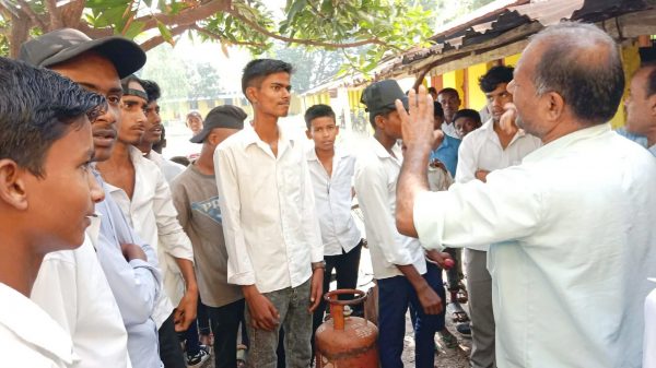 अत्यधिक गर्मीले मावि वभनगामाकट्टीका छात्रछात्रा प्रताडित :  कक्षाकोठामै अचेत